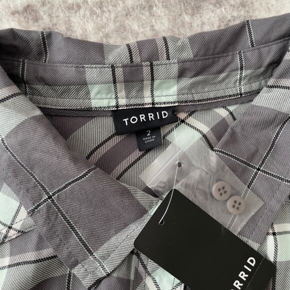 Torrid Taylor Slim Plaid Button Front Long Sleeve Shirt Size 2 2X New - Picture 3 of 8